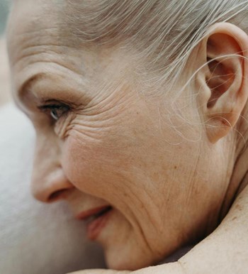 Hydrated & Firm Skin with Fadiamone