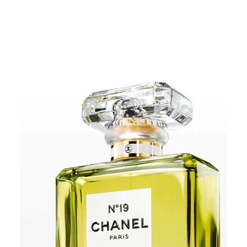 N°19 by Chanel (Parfum) » Reviews & Perfume Facts