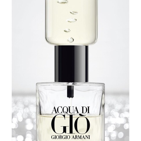 Giorgio Armani Acqua Di Gio EDT Perfume Spray for men  Buy Giorgio Armani  Acqua Di Gio EDT Perfume Spray Online at lowest price in India 